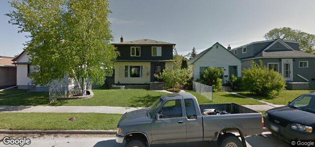 Larawan ng 97 Newton Avenue sa Winnipeg, Manitoba