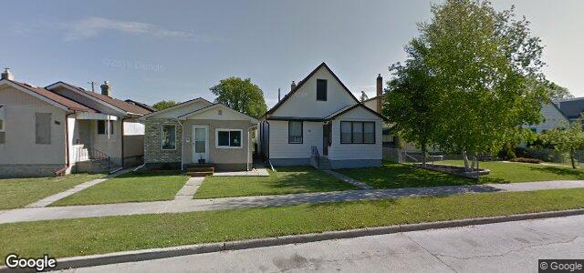 Larawan ng 99 Newton Avenue sa Winnipeg, Manitoba