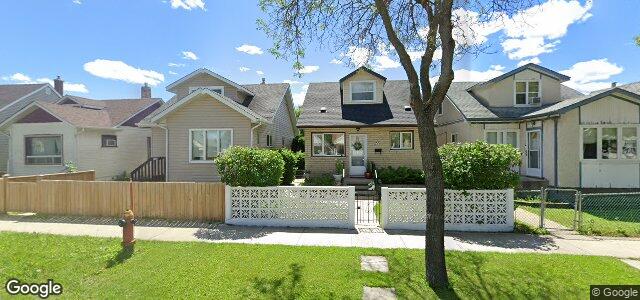 Photo of 1138 Manitoba Avenue in Winnipeg, Manitoba