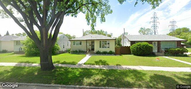 Larawan ng 1202 Burrows Avenue sa Winnipeg, Manitoba
