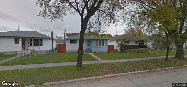 Larawan ng 1203 Burrows Avenue sa Winnipeg, Manitoba