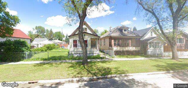Photo of 1261 Manitoba Avenue in Winnipeg, Manitoba