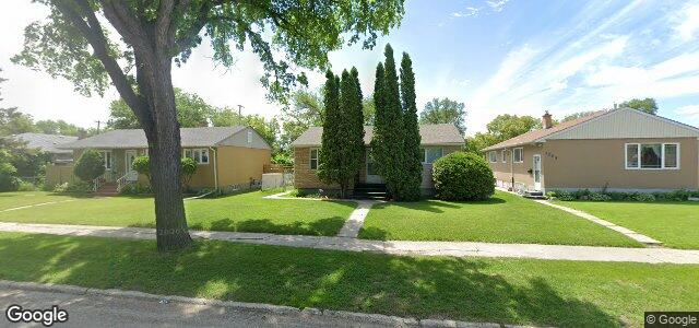 Larawan ng 1262 Burrows Avenue sa Winnipeg, Manitoba