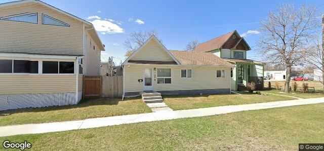 Larawan ng 1270 Redwood Avenue sa Winnipeg, Manitoba