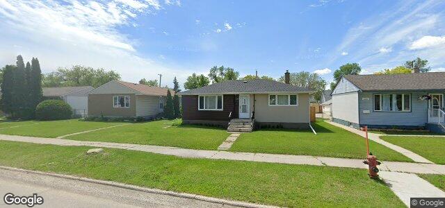Larawan ng 1274 Burrows Avenue sa Winnipeg, Manitoba