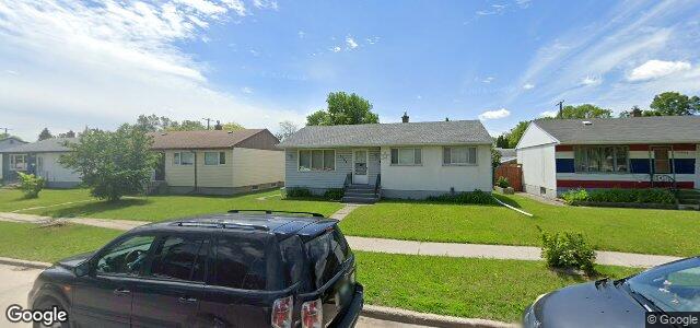 Larawan ng 1298 Burrows Avenue sa Winnipeg, Manitoba