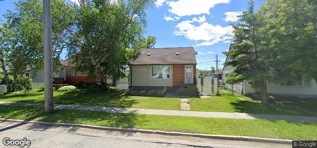 Photo of 1300 Selkirk Avenue in Winnipeg, Manitoba