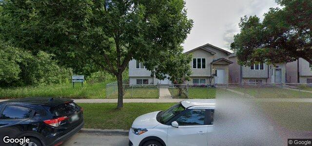 Larawan ng 1301 Aberdeen Avenue sa Winnipeg, Manitoba