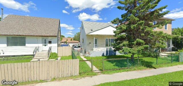 Larawan ng 1313 Selkirk Avenue sa Winnipeg, Manitoba