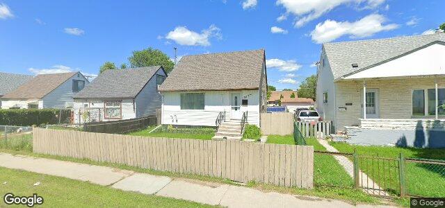 Photo of 1317 Selkirk Avenue in Winnipeg, Manitoba