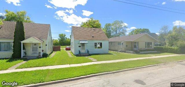 Larawan ng 1336 Selkirk Avenue sa Winnipeg, Manitoba