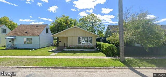 Photo of 1340 Selkirk Avenue in Winnipeg, Manitoba