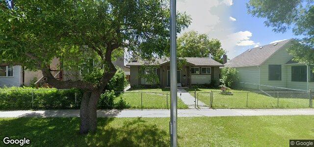 Larawan ng 1352 Manitoba Avenue sa Winnipeg, Manitoba