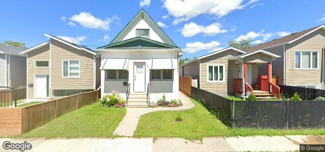 Photo of 1359 Selkirk Avenue in Winnipeg, Manitoba