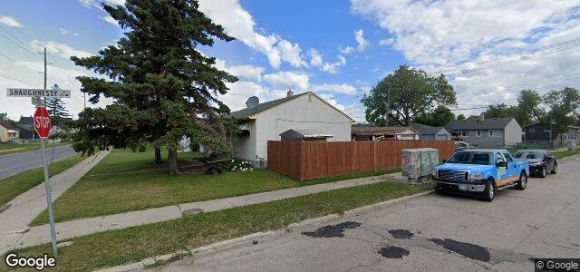 Larawan ng 1377 Selkirk Avenue sa Winnipeg, Manitoba