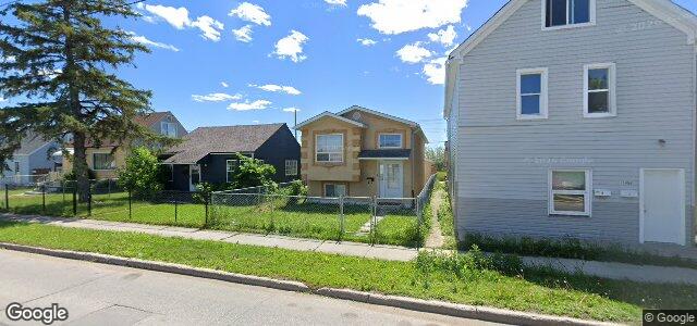 Larawan ng 1398 Selkirk Avenue sa Winnipeg, Manitoba