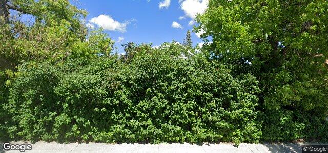 Larawan ng 1409 Selkirk Avenue sa Winnipeg, Manitoba