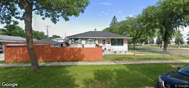 Larawan ng 1430 Burrows Avenue sa Winnipeg, Manitoba