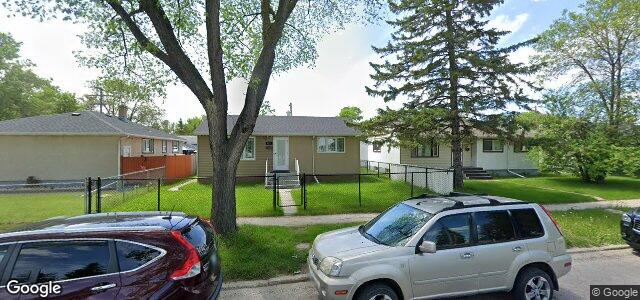 Larawan ng 1436 Burrows Avenue sa Winnipeg, Manitoba