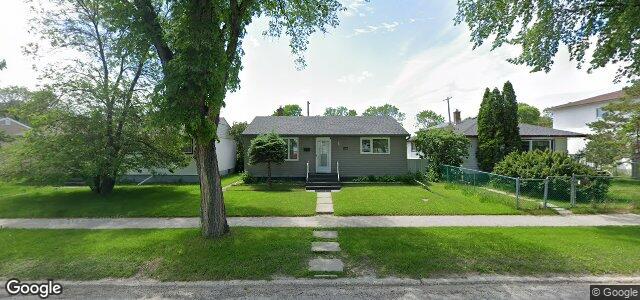 Larawan ng 1448 Burrows Avenue sa Winnipeg, Manitoba