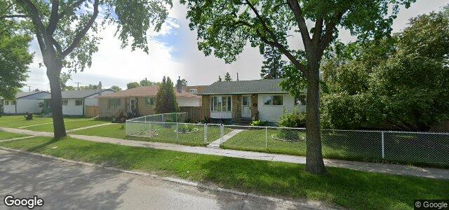 Larawan ng 1496 Burrows Avenue sa Winnipeg, Manitoba