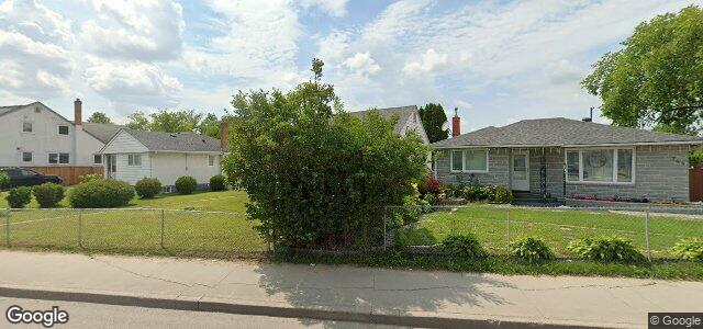 Larawan ng 740 Mcphillips Street sa Winnipeg, Manitoba