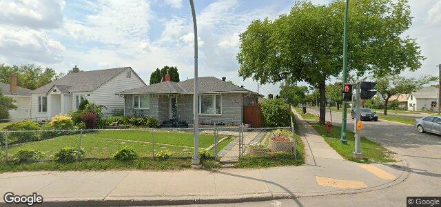 Larawan ng 744 Mcphillips Street sa Winnipeg, Manitoba