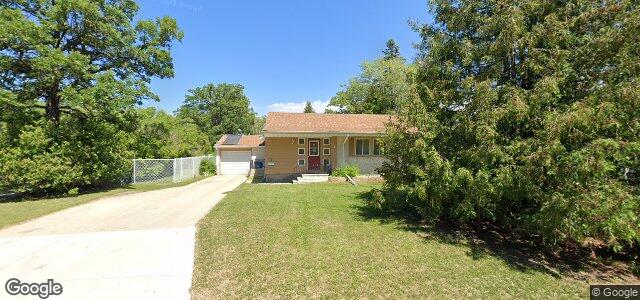 Larawan ng 1 Rowand Avenue sa Winnipeg, Manitoba