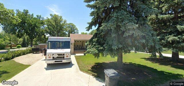 Larawan ng 102 Palliser Avenue sa Winnipeg, Manitoba