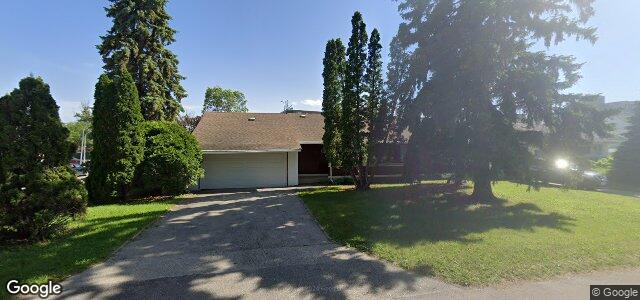 Larawan ng 102 Traill Avenue sa Winnipeg, Manitoba