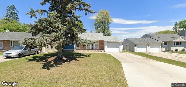 Larawan ng 105 Garrioch Avenue sa Winnipeg, Manitoba