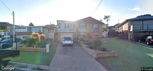 Larawan ng 11 Bruce Avenue sa Winnipeg, Manitoba