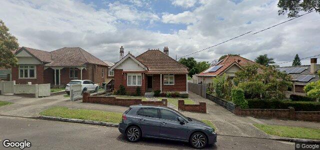 Larawan ng 11 Turner Avenue sa Winnipeg, Manitoba