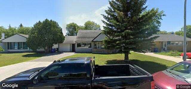 110 Garrioch Avenue（加拿大曼尼托巴省温尼伯市）房屋照片