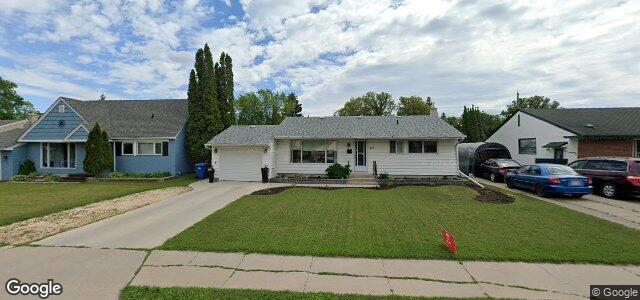 Larawan ng 114 Bruce Avenue sa Winnipeg, Manitoba