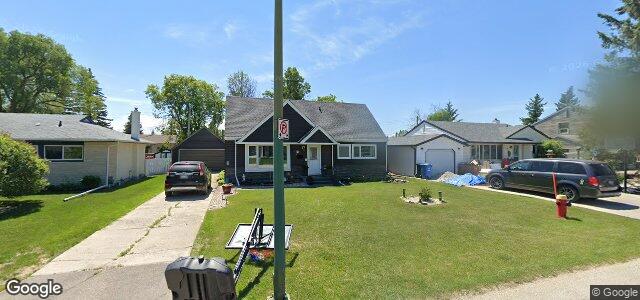 Larawan ng 114 Mclaughlin Avenue sa Winnipeg, Manitoba