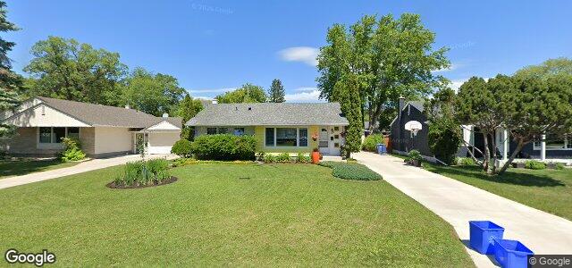 Larawan ng 115 Mclaughlin Avenue sa Winnipeg, Manitoba