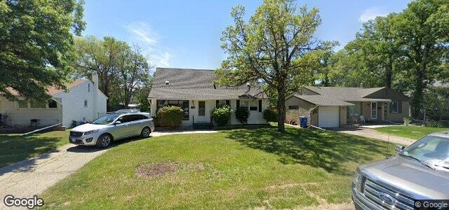 Larawan ng 118 Palliser Avenue sa Winnipeg, Manitoba