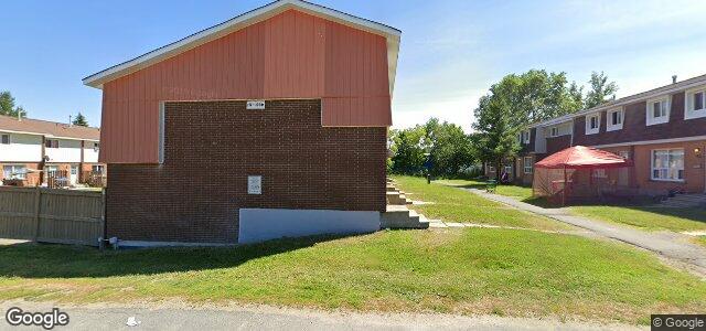 Larawan ng 122 Bruce Avenue sa Winnipeg, Manitoba