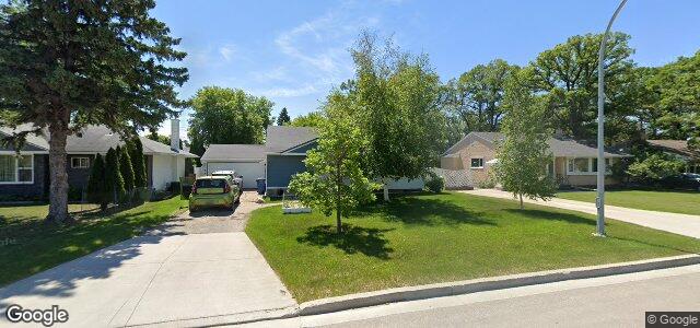 122 Garrioch Avenue（加拿大曼尼托巴省溫尼伯市）房屋照片