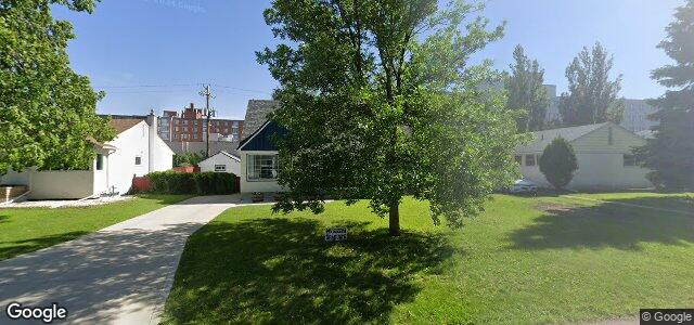 Larawan ng 122 Traill Avenue sa Winnipeg, Manitoba