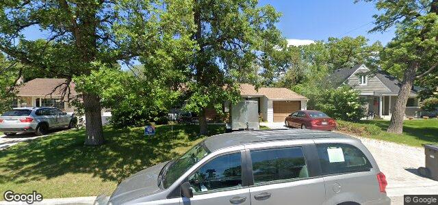 Larawan ng 135 Hearne Avenue sa Winnipeg, Manitoba