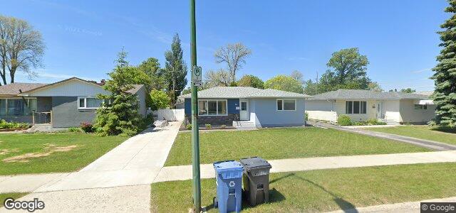 Photo of 14 Golden Gate Bay in Winnipeg, Manitoba