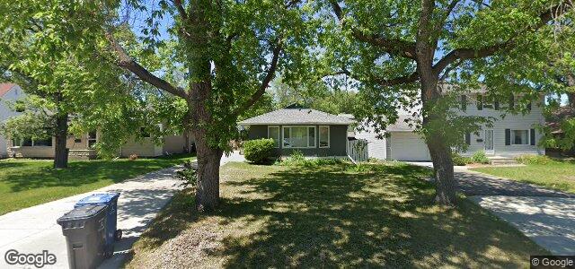 Larawan ng 143 Garrioch Avenue sa Winnipeg, Manitoba