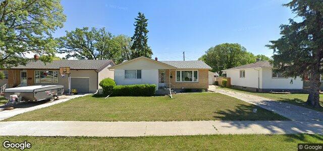 Larawan ng 15 Golden Gate Bay sa Winnipeg, Manitoba