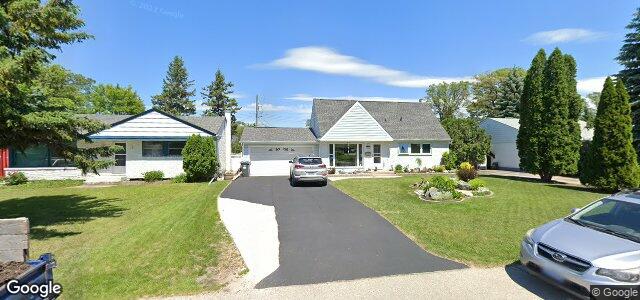 Larawan ng 15 Vavasour Avenue sa Winnipeg, Manitoba