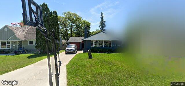 Larawan ng 162 Garrioch Avenue sa Winnipeg, Manitoba