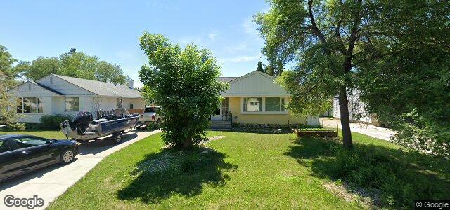 Larawan ng 174 Garrioch Avenue sa Winnipeg, Manitoba