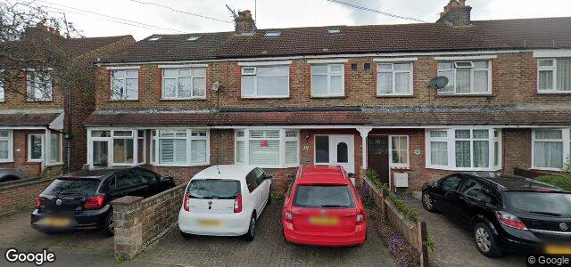 Larawan ng 18 Bruce Avenue sa Winnipeg, Manitoba