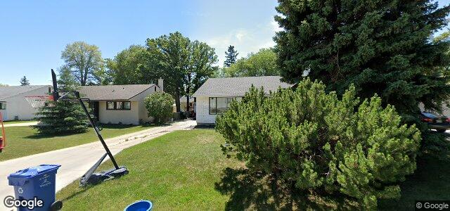 Larawan ng 182 Garrioch Avenue sa Winnipeg, Manitoba